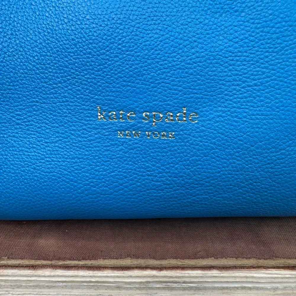 Kate Spade Busy Small Bucket Bag Oceanside - Picture 5 of 15